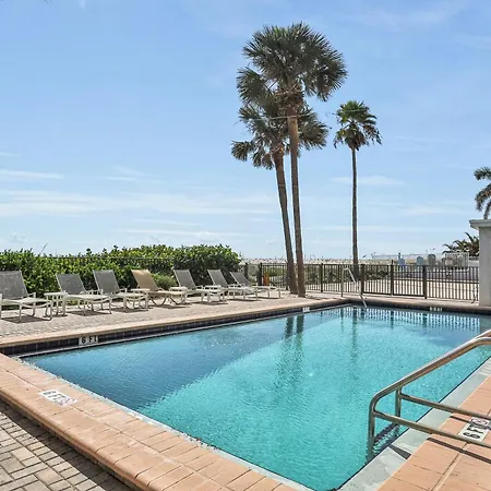 Shore House 502